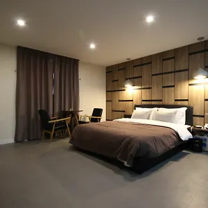 Station Dino Пусан