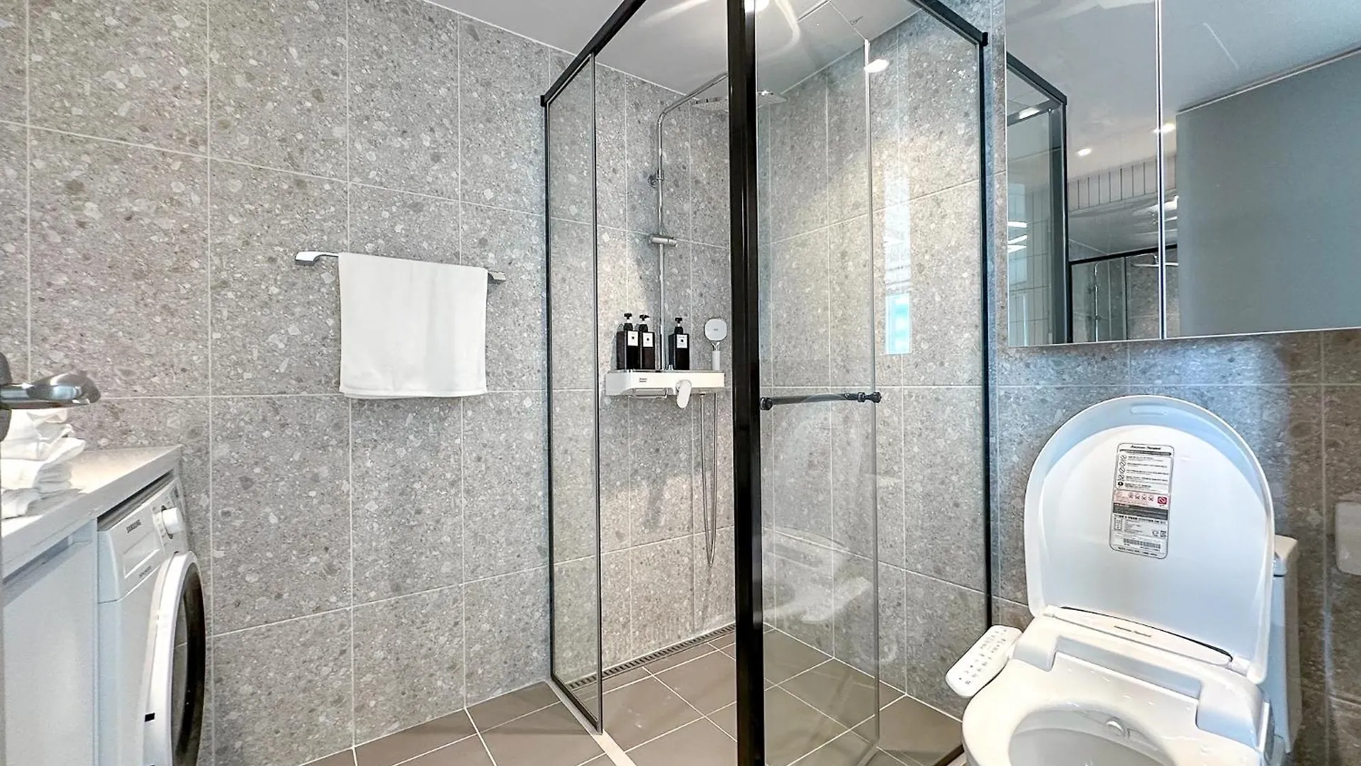 The First Ocean Songdo Apartment Busan 0*,