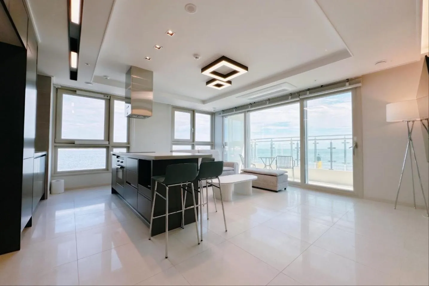 The First Ocean Songdo Apartment Busan