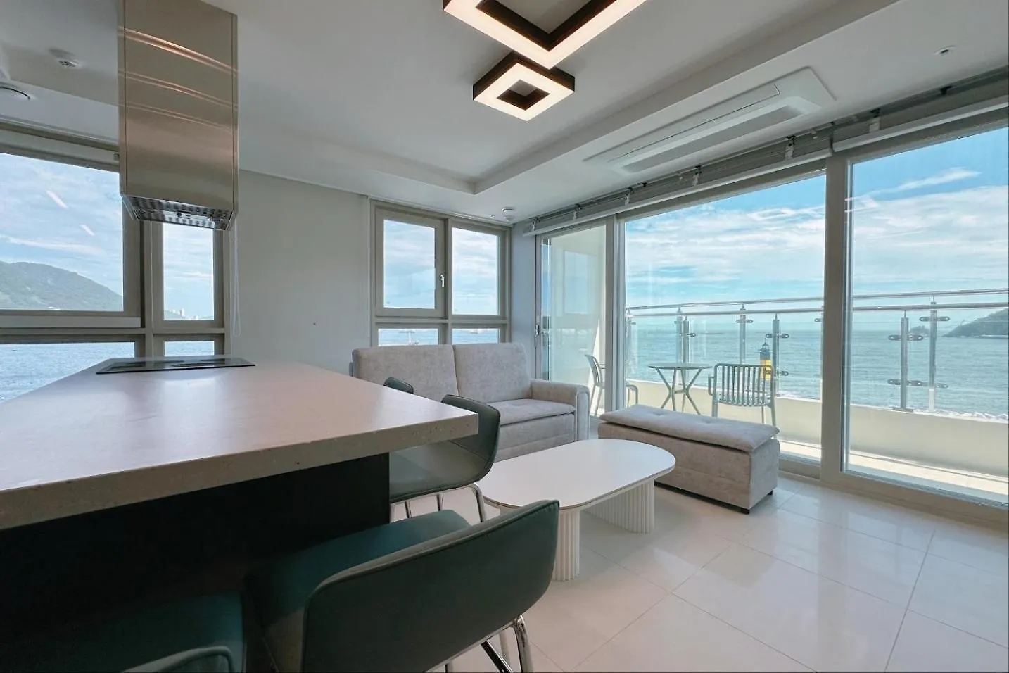 The First Ocean Songdo Apartman Puszan