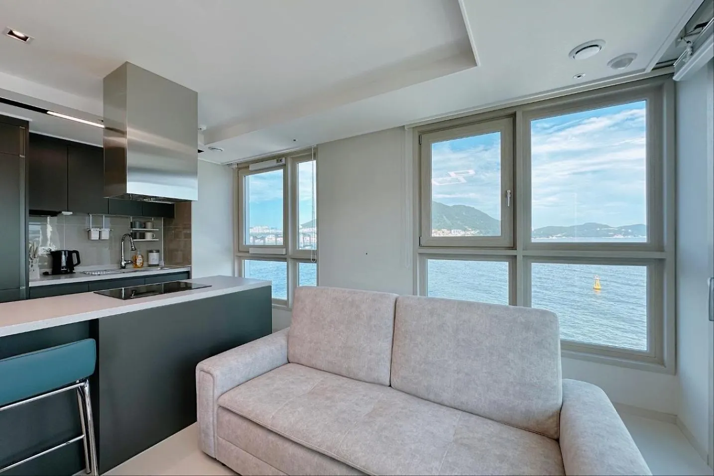 The First Ocean Songdo Apartman Puszan