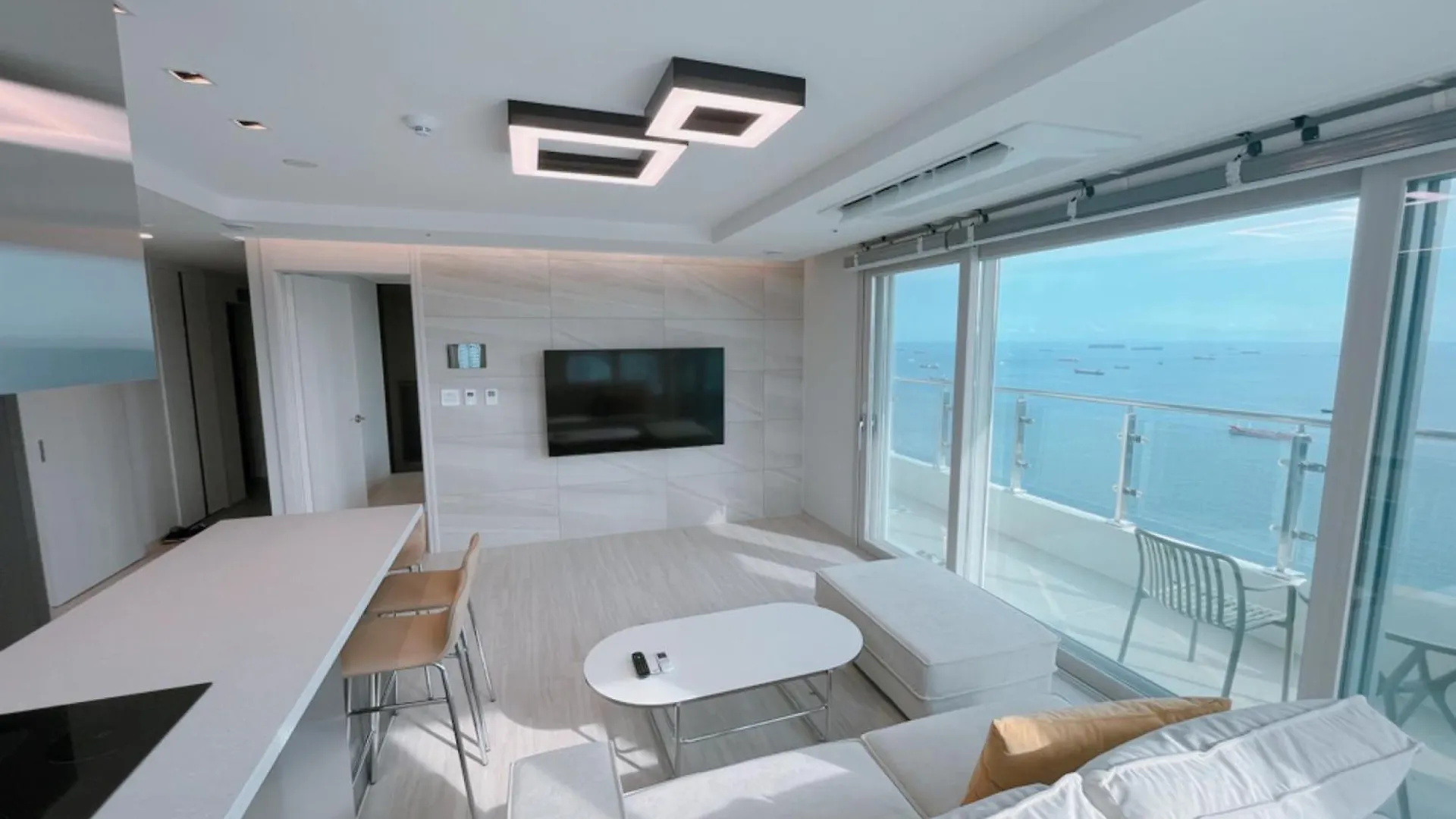 The First Ocean Songdo Apartment Busan