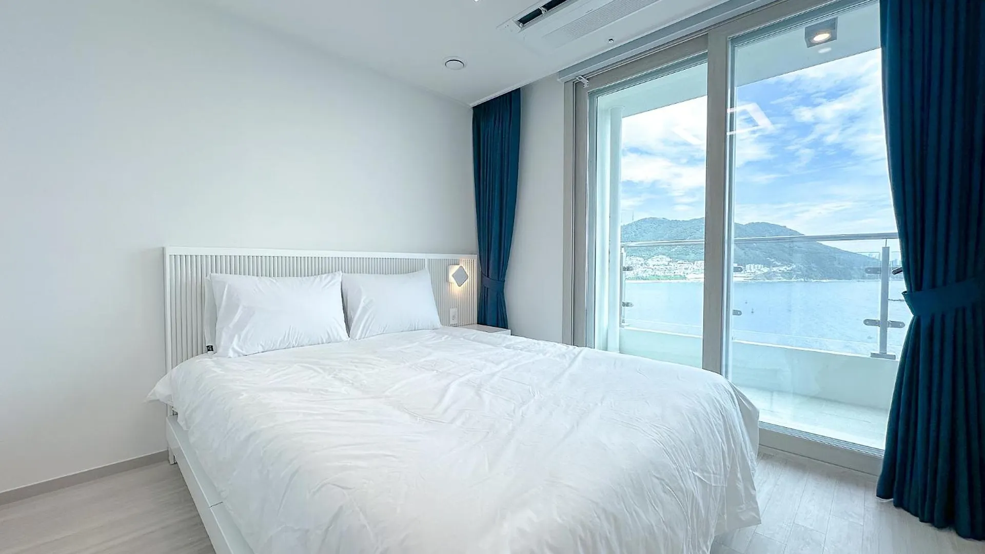 The First Ocean Songdo Apartment Busan