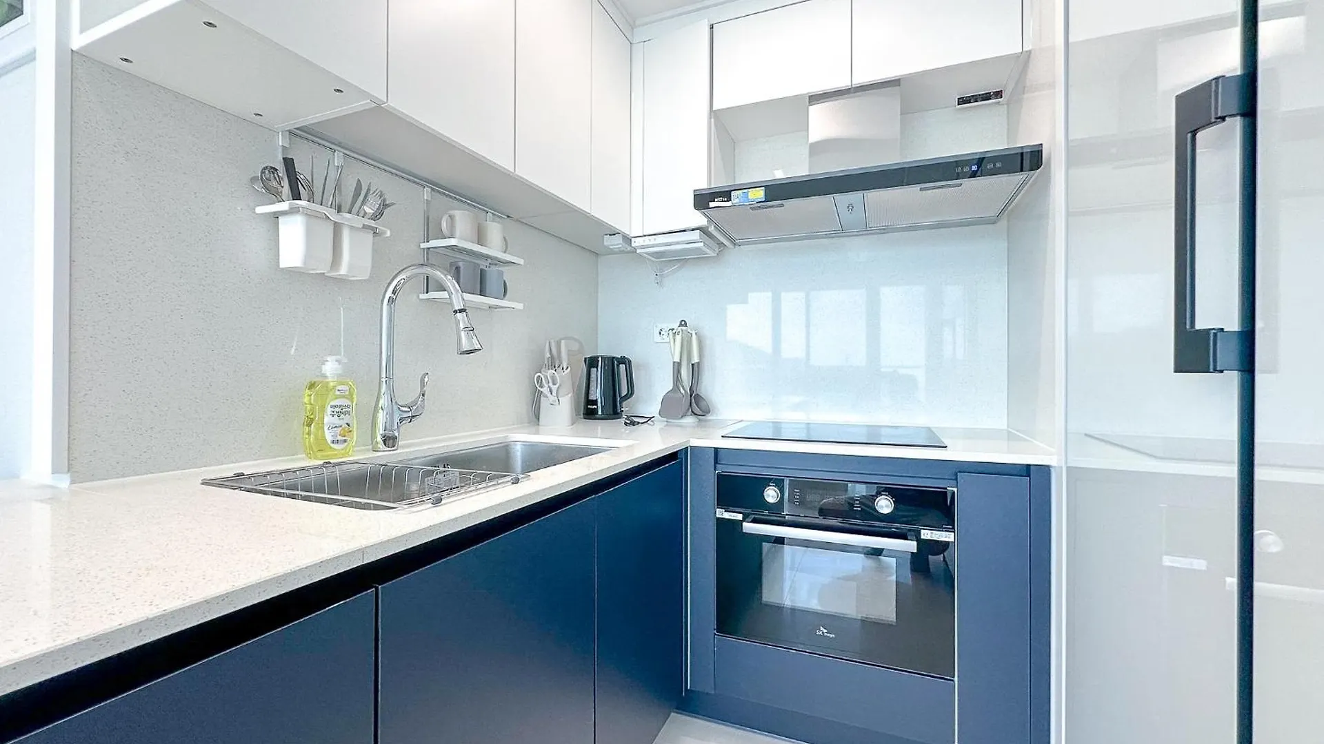 The First Ocean Songdo Apartment Busan 0*,  South Korea